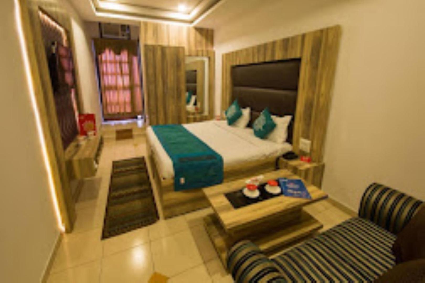 The Gagan Plaza Hotel Kanpur Exterior foto